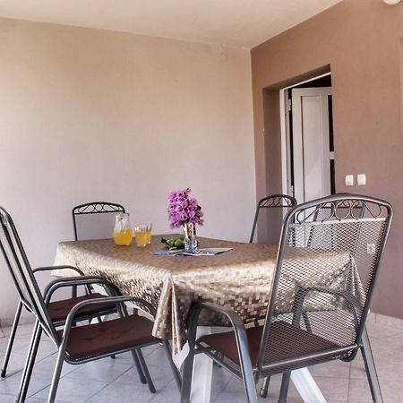 Apartment Marijana Vir Bagian luar foto