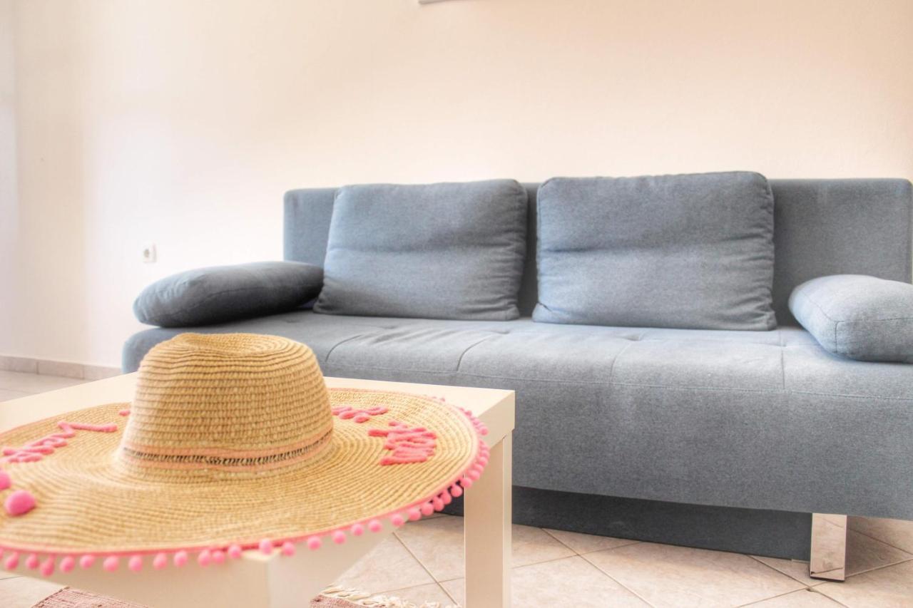 Apartment Marijana Vir Bagian luar foto